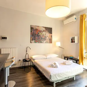 Luna Homes - In Farini Apartamento