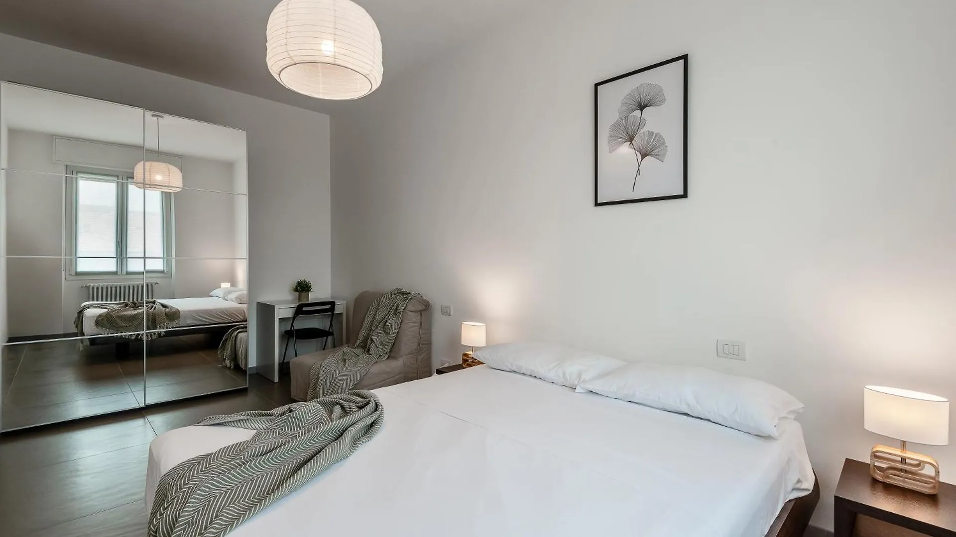 Stayeasy Piane56 Panoramic Apt Next To M5 Metro Milán Apartamento